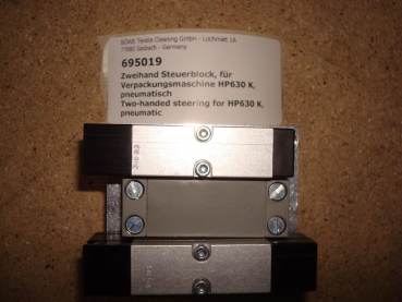 Two-handed steering for HP630 K, pneumatic