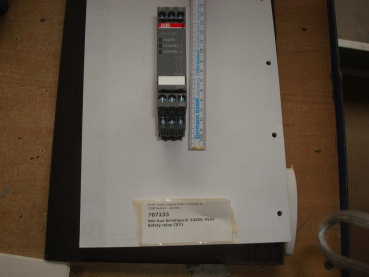 Emergency stop relay 24VDC P564