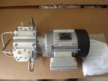 Vacuum pump,Hyco,230V-60Hz,M12-18,UL,USA,repaired
